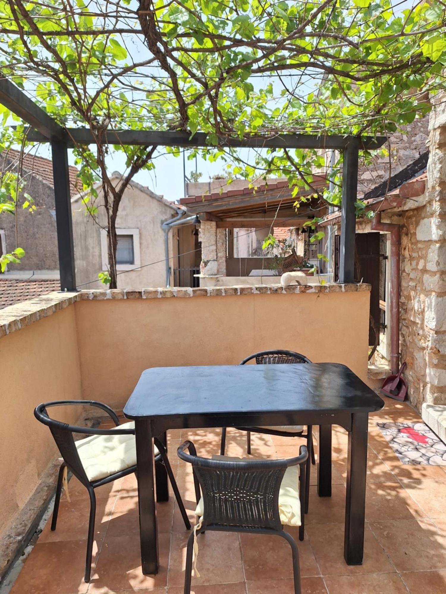 Apartment George Stari Grad  Zewnętrze zdjęcie